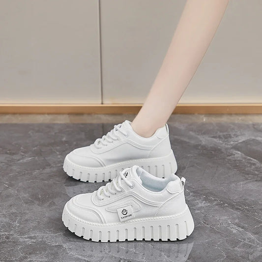 New Women's Sports Shoes Thick Sole Casual Shoes with Soft Sole Elevating Shoes Outdoor Casual Shoes